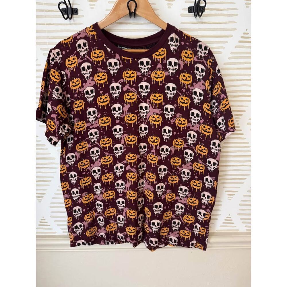 Eighth Avenue Large Pumpkin and Skull Halloween Spooky T-Shirt